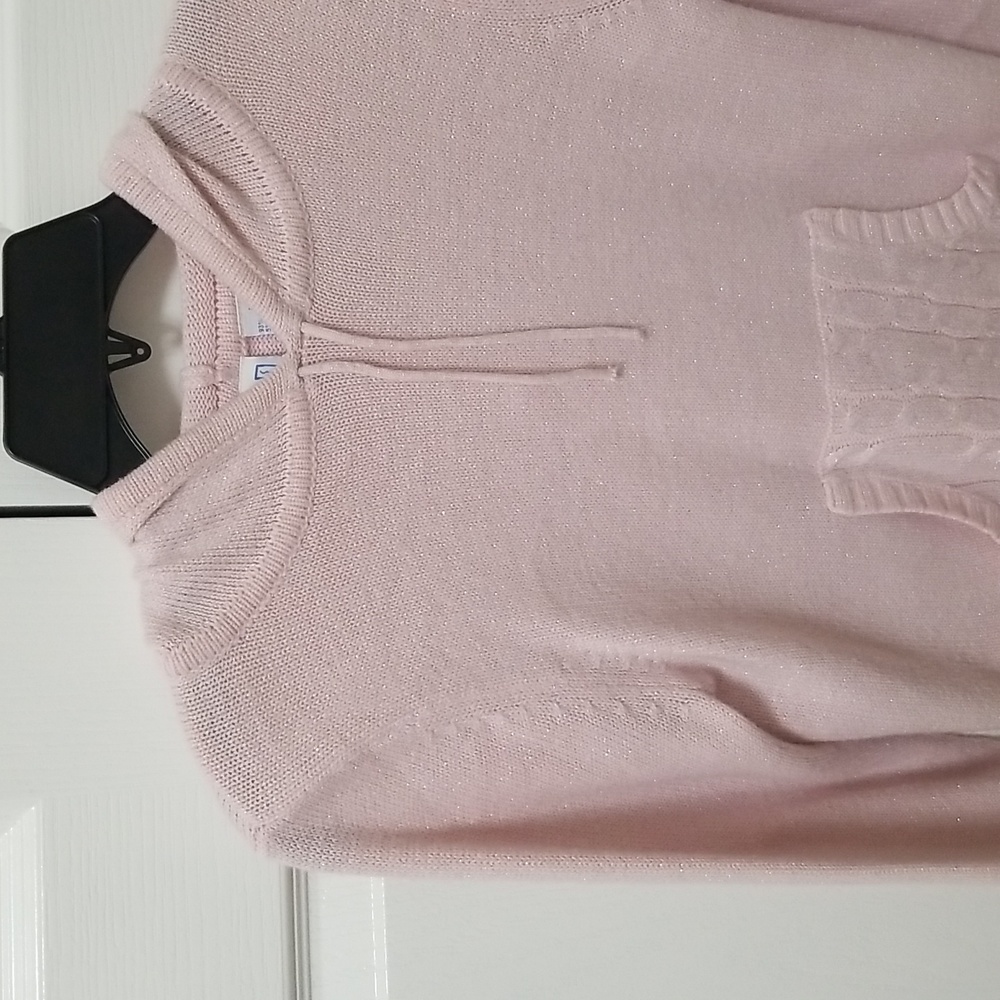 sweater - Picture 3 of 4